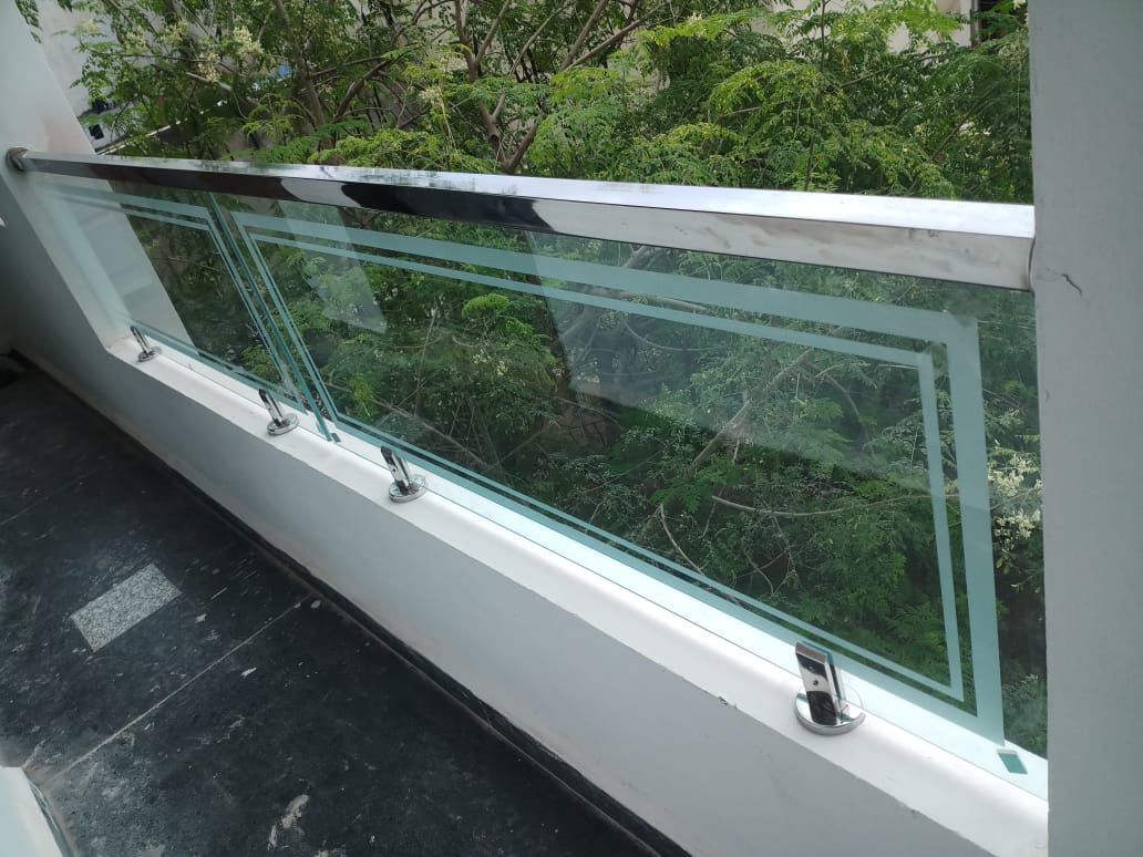 Stainless Steel Glass Balcony